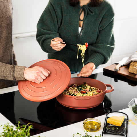 Low Casserole with Lid
